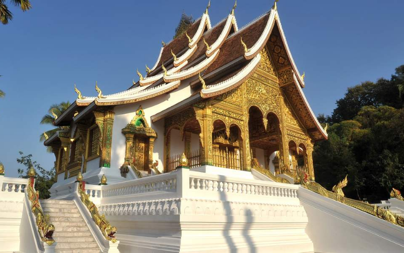 MEJOR TOUR DE LUJO EN LAOS DE 8 DÍAS